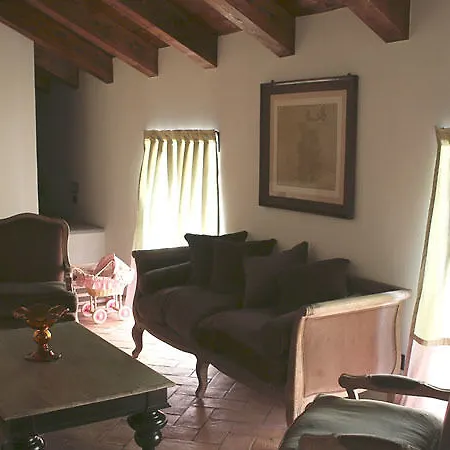 Sibilla Petit Relais مزرعة للإقامة Bubbio