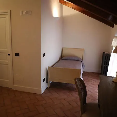 Sibilla Petit Relais مزرعة للإقامة *